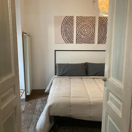 Le Di Nina Apartman *
